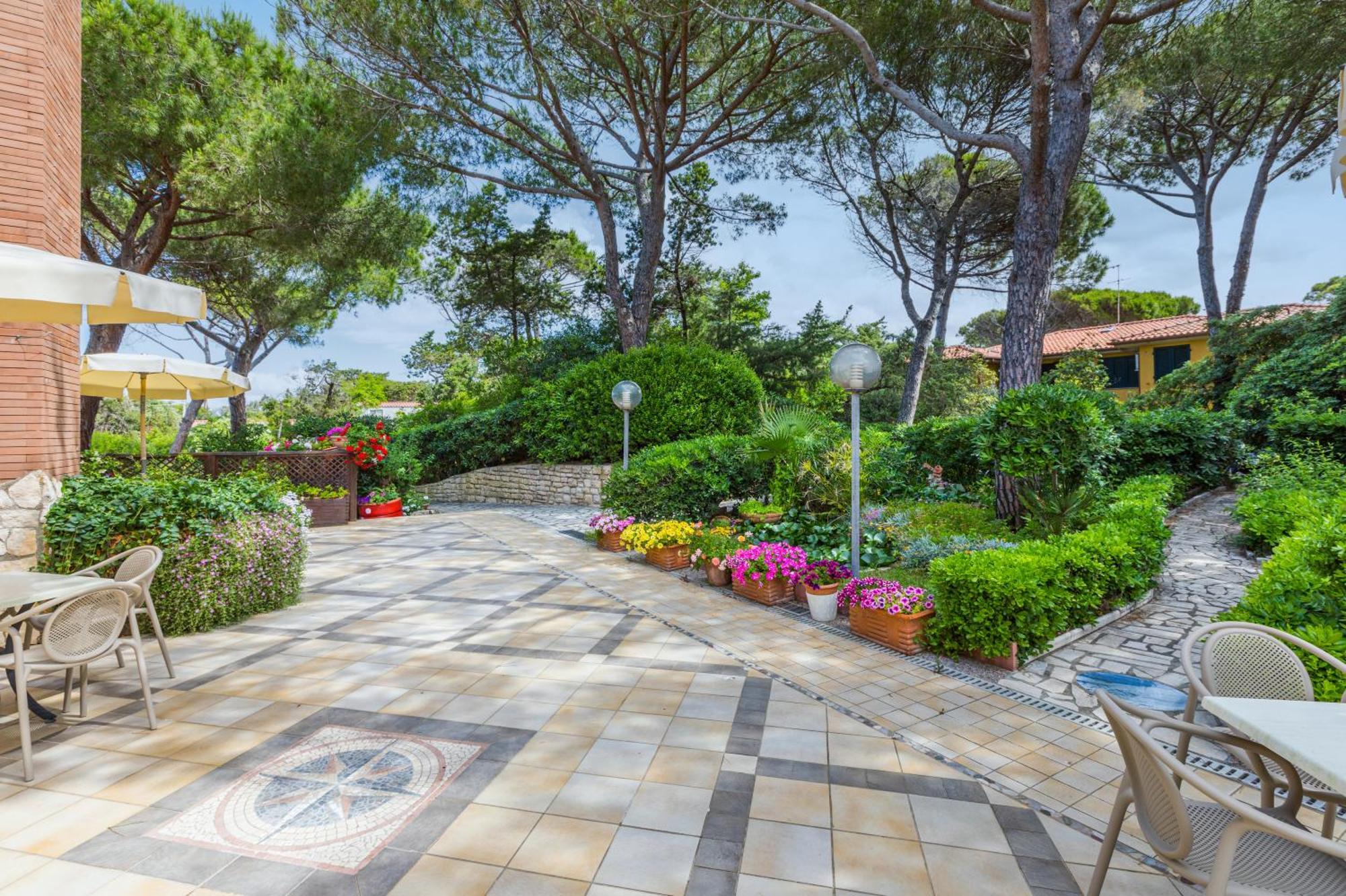 Residence Casa Di Caccia Marina Di Bibbona Εξωτερικό φωτογραφία