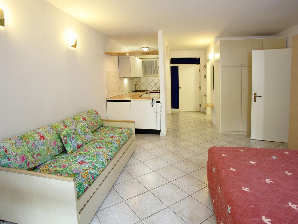 Residence Casa Di Caccia Marina Di Bibbona Εξωτερικό φωτογραφία